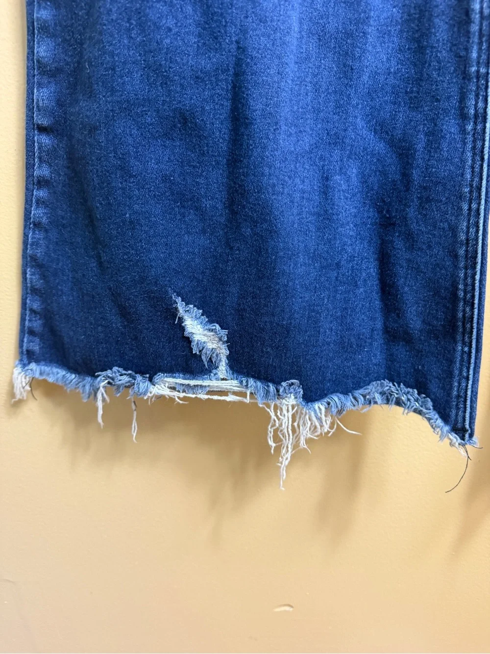 KanCan Exclusively for Maurices High Rise Distressed Flare Jeans Sz 32 / 14